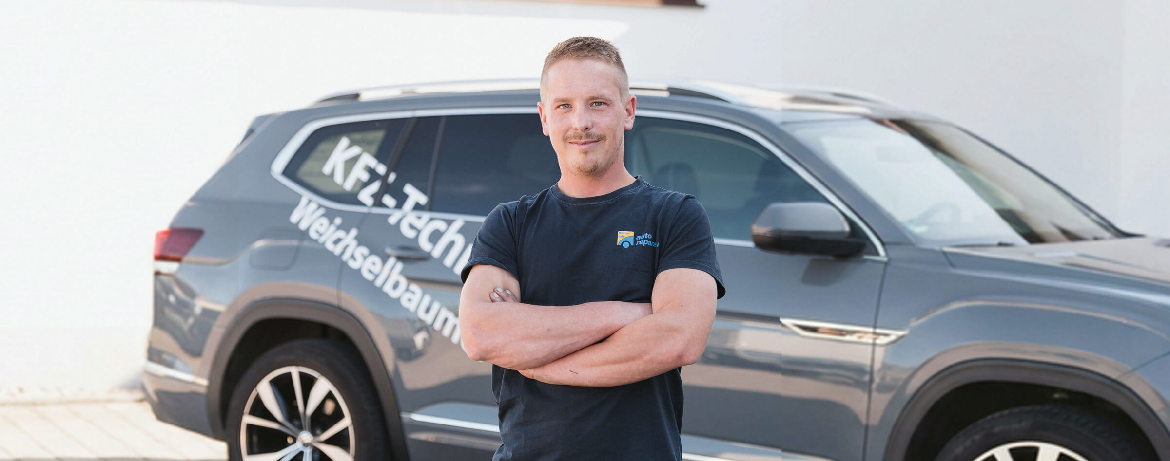 Bild von KFZ-Technik Weichselbaumer in Baar-Ebenhausen. KI-Bearbeitet